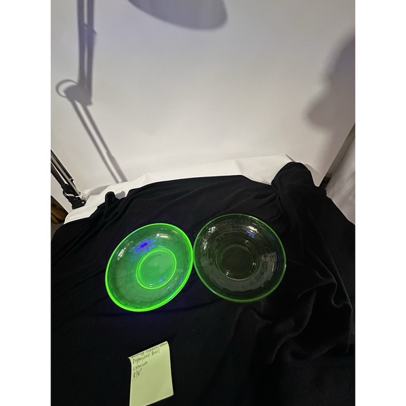 2 Anchor Hocking Block Optic Green Depression Glass Serving Bowls 8‎ 3/8"Uranium - Picture 4 of 9